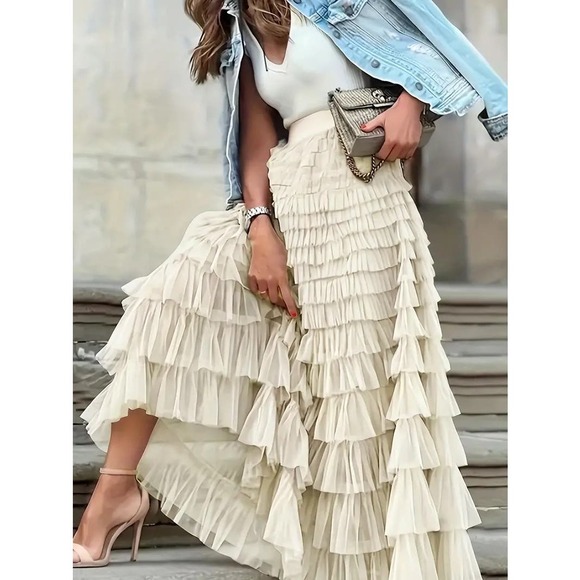 Beige, layered, dreamy, travel friendly, tulle skirt Boho, Edgy, Fun,Flirty,Chic - Picture 2 of 11